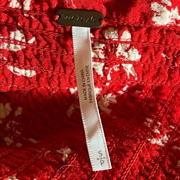 Free People Color My World wide-leg jumpsuit in red with a white floral print - Picture 3 of 6